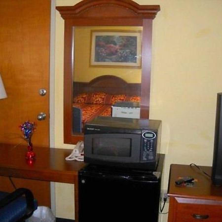 Ashburn Inn - Ashburn Room photo